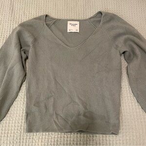 Green Abercrombie sweater